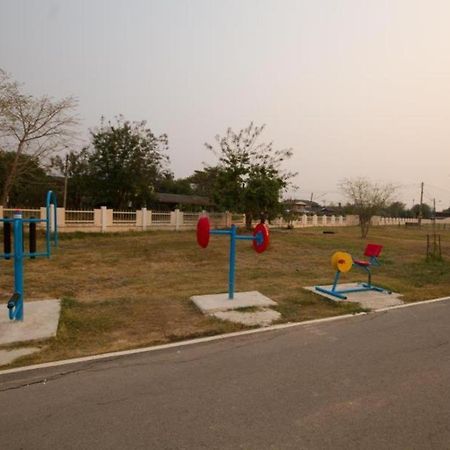 Ratchapreuk Resort Kalasin Exterior foto